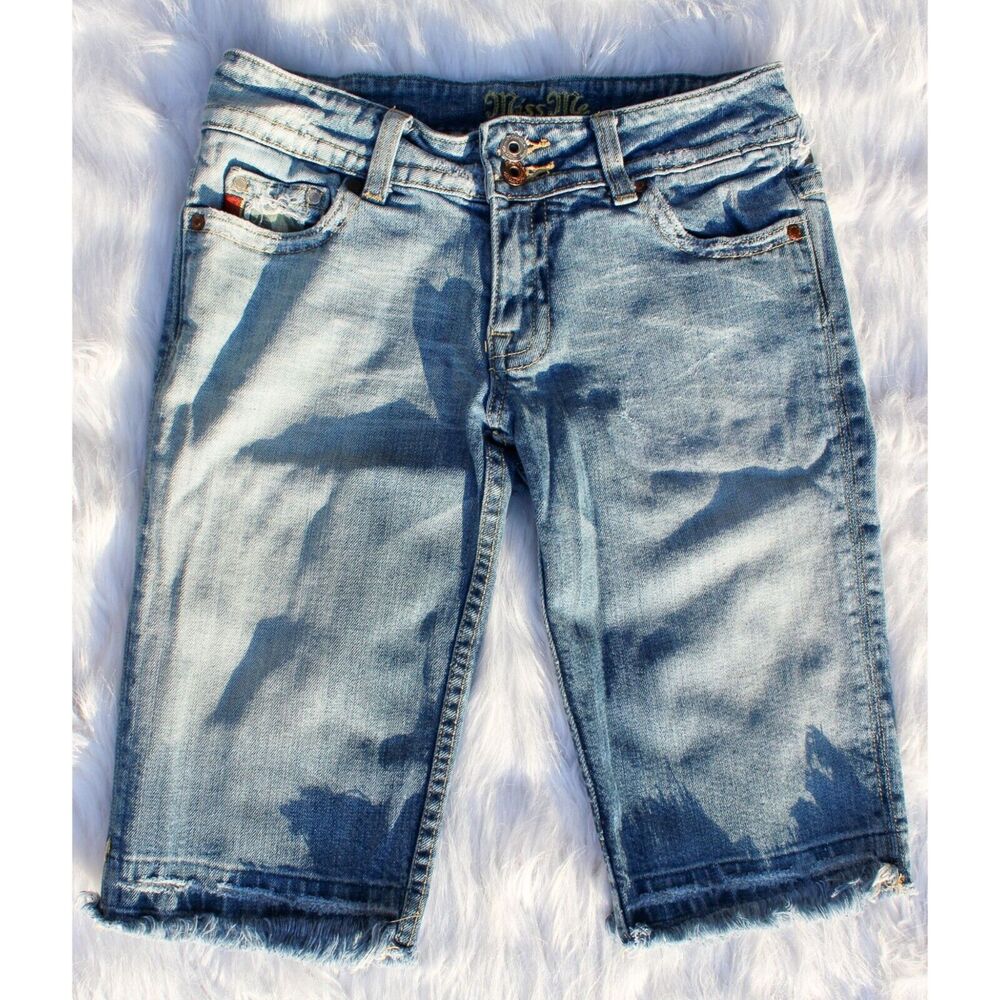 Miss Me Vintage Women's Camo Patches Distressed‎ Denim Bermuda Shorts Size 27